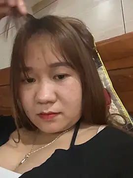 Snapshot of Liness101 chatting on 13, 4, 2026 Liness101 online show from 13, 4, 2026