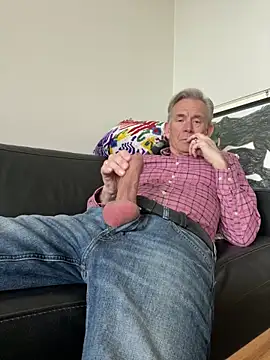 Snapshot of Pierre4tjyxx chatting on 22, 2, 2026 Pierre4tjyxx online show from 22, 2, 2026