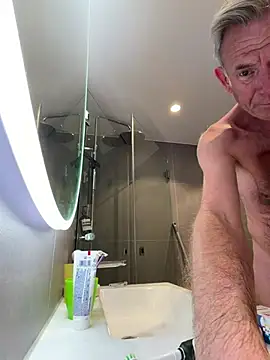 Snapshot of Pierre4tjyxx chatting on 8, 4, 2026 Pierre4tjyxx online show from 8, 4, 2026