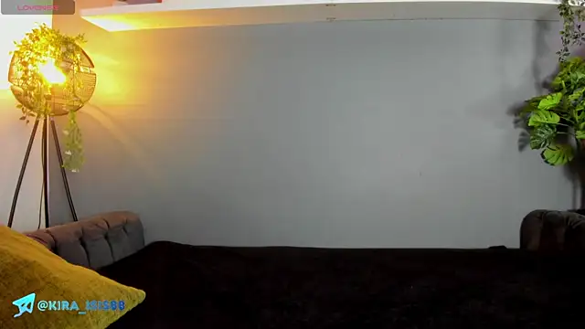 Kira Exe  online show from 29, 6, 2026