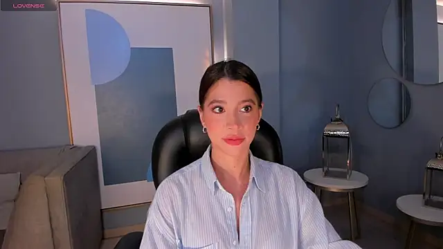 GiannaWatson online show from 10, 6, 2026