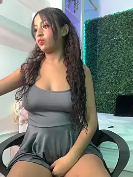 PaulaSweetFire  online show from 12, 5, 2026