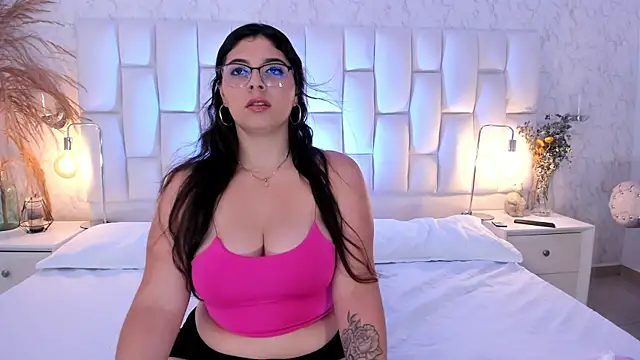 MiiaGreys online show from 3, 5, 2026