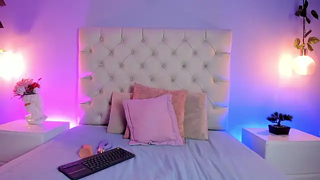 Lizz Collins online show from 18, 1, 2026