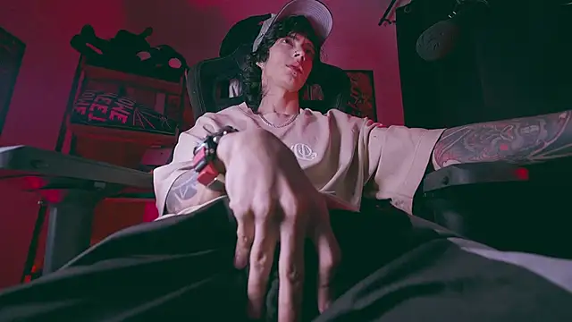 Snapshot of Olliver___y chatting on 5, 3, 2026 Olliver y online show from 5, 3, 2026