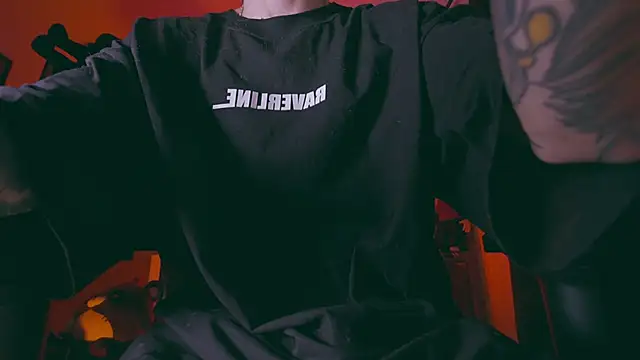 Snapshot of Olliver___y chatting on 28, 3, 2026 Olliver y online show from 28, 3, 2026