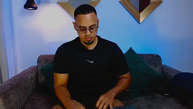 Snapshot of NikoSantoss chatting on 8, 1, 2026 NikoSantoss online show from 8, 1, 2026