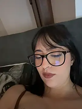 Snapshot of HinaSweet chatting on 27, 4, 2026 HinaSweet online show from 27, 4, 2026