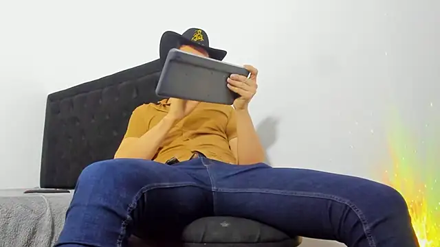 Snapshot of camilo_model chatting on 26, 2, 2026 camilo model online show from 26, 2, 2026