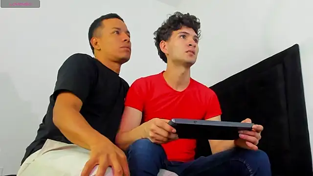 Snapshot of camilo_model chatting on 12, 3, 2026 camilo model online show from 12, 3, 2026