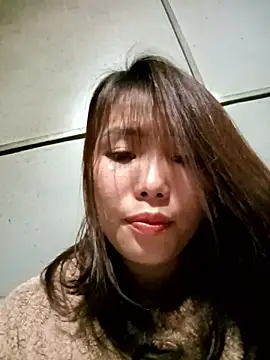 Snapshot of Happy_sweet1 chatting on 9, 1, 2026 Happy sweet1 online show from 9, 1, 2026