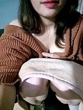 Snapshot of Happy_sweet1 chatting on 9, 1, 2026 Happy sweet1 online show from 9, 1, 2026