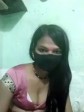 Snapshot of Miss__soniya106 chatting on 3, 3, 2026 Miss soniya106 online show from 3, 3, 2026