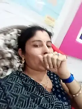 Hot ree85 online show from 8, 3, 2026