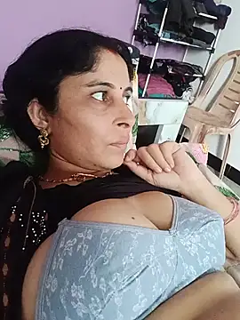 Hot ree85 online show from 24, 7, 2026