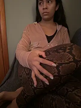 Snapshot of Bufu2213 chatting on 3, 4, 2026 Bufu2213 online show from 3, 4, 2026