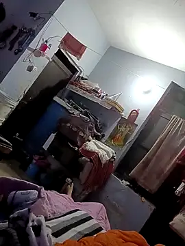 Snapshot of coupleshow-143 chatting on 4, 2, 2026 coupleshow-143 online show from 4, 2, 2026