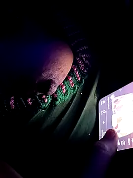 Snapshot of coupleshow-143 chatting on 22, 2, 2026 coupleshow-143 online show from 22, 2, 2026