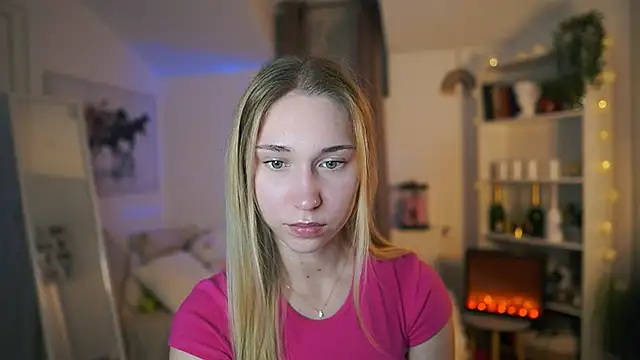 MilaBunny2000 online show from 27, 3, 2026