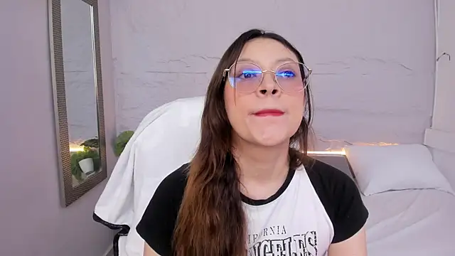 lanna 18  online show from 30, 4, 2026
