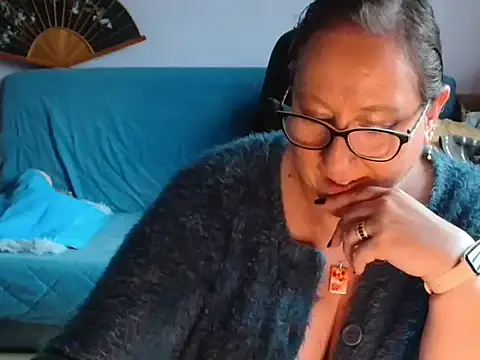 xmyriamx online show from 5, 4, 2026