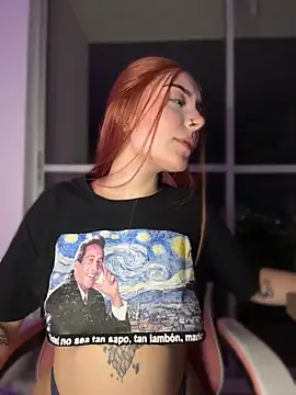 Snapshot of alesziarose_ chatting on 12, 4, 2026 alesziarose online show from 12, 4, 2026