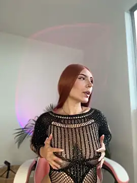 Snapshot of alesziarose_ chatting on 12, 5, 2026 alesziarose online show from 12, 5, 2026