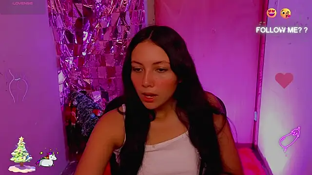 Snapshot of Julieta_26_ chatting on 12, 1, 2026 Julieta 26 online show from 12, 1, 2026