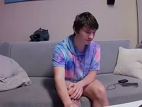 Snapshot of polishtwinkboy chatting on 6, 1, 2026 polishtwinkboy online show from 6, 1, 2026