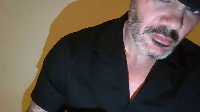 Yvar38 online show from 8, 2, 2026