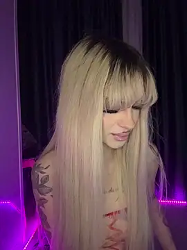 IcyLuna online show from 9, 1, 2026