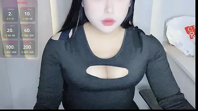 Missqiu-w online show from 6, 1, 2026