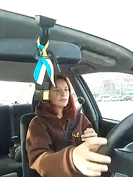 Snapshot of Lily_Viola chatting on 24, 3, 2026 Lily Viola online show from 24, 3, 2026