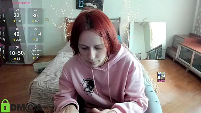 Snapshot of Lily_Viola chatting on 7, 4, 2026 Lily Viola online show from 7, 4, 2026