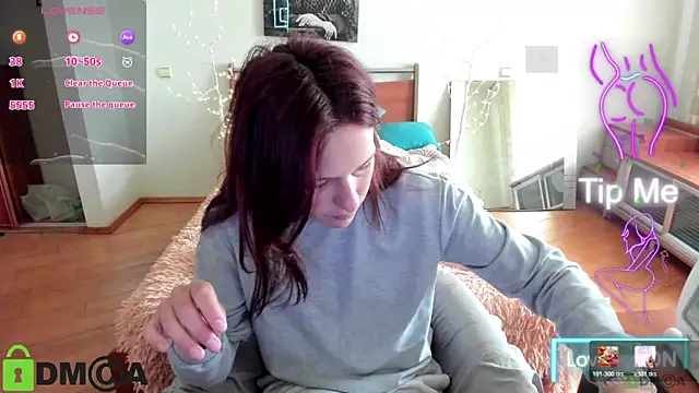 Lily Viola online show from 29, 4, 2026