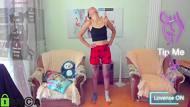 Lily Viola online show from 8, 7, 2026