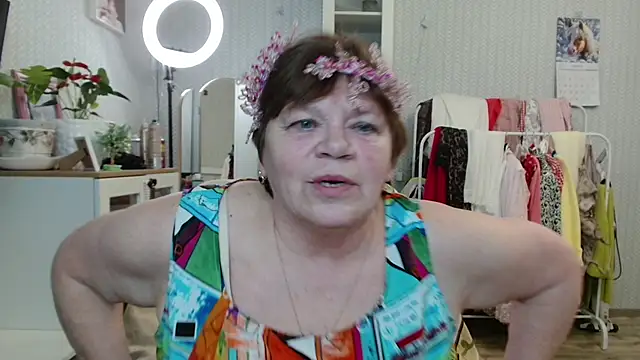 Kleo doll  online show from 11, 2, 2026