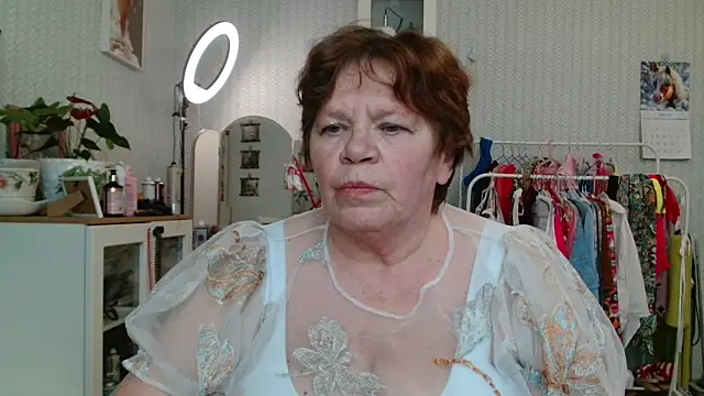 Kleo doll  online show from 21, 2, 2026