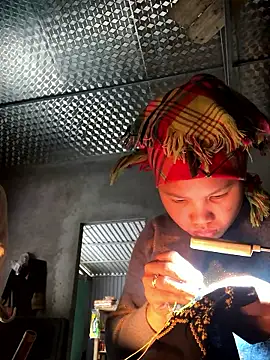 Snapshot of Minhkhue121 chatting on 10, 1, 2026 Minhkhue121 online show from 10, 1, 2026