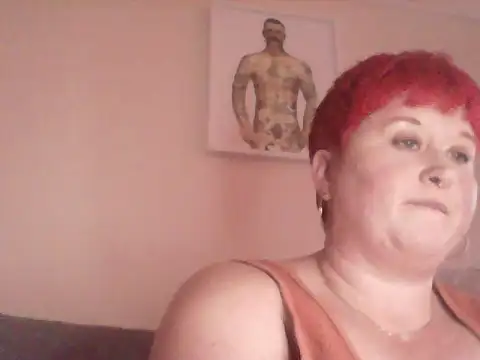 BustyRedxx online show from 21, 5, 2026