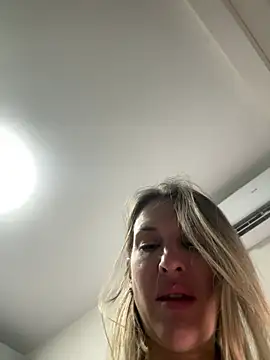 Snapshot of IssabelXO chatting on 18, 1, 2026 IssabelXO online show from 18, 1, 2026