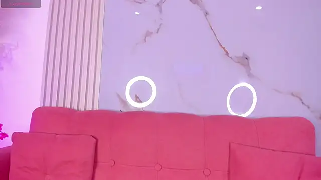 NatashaTaylor1 online show from 14, 4, 2026