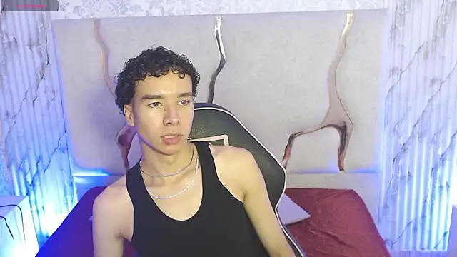 Snapshot of Zayn_tay chatting on 3, 2, 2026 Zayn tay online show from 3, 2, 2026