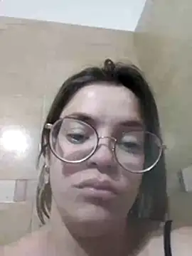 Snapshot of gisequeen chatting on 5, 1, 2026 gisequeen online show from 5, 1, 2026