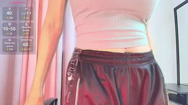 Snapshot of saray_reesee chatting on 9, 2, 2026 saray reesee online show from 9, 2, 2026