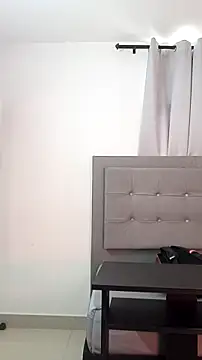 Snapshot of saray_reesee chatting on 24, 2, 2026 saray reesee online show from 24, 2, 2026