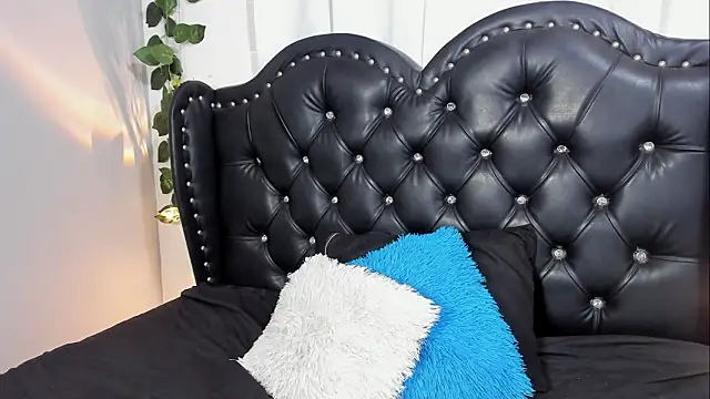 Alana Carther online show from 3, 2, 2026