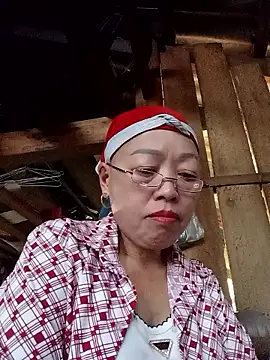 Snapshot of Agnes-baby chatting on 2, 4, 2026 Agnes-baby online show from 2, 4, 2026