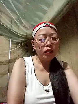 Snapshot of Agnes-baby chatting on 10, 4, 2026 Agnes-baby online show from 10, 4, 2026