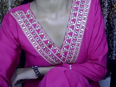 Ayushi - online show from 6, 1, 2026